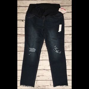 NWT Dark Wash Distressed Maternity Skinny Jean